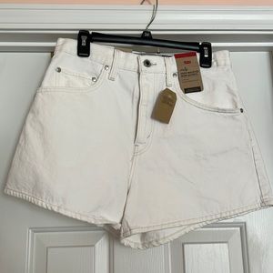 Levi’s Silver Tab High-waisted Mom Shorts white 100% cotton size 30